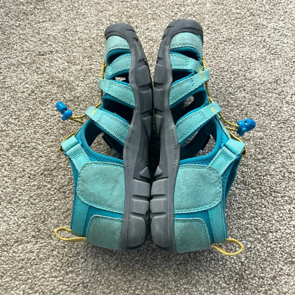 Keen Kids' Teal and‎ Yellow Adventure Hiking Outdoor Sandals Size 5